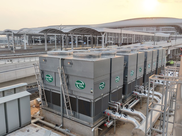 Shanghai Songjiang High-speed Railway Station'da 16 hücreli SMCT (PM Motorlar ile Doğrudan Tahrik), 16 MW Soğutma Yükü.